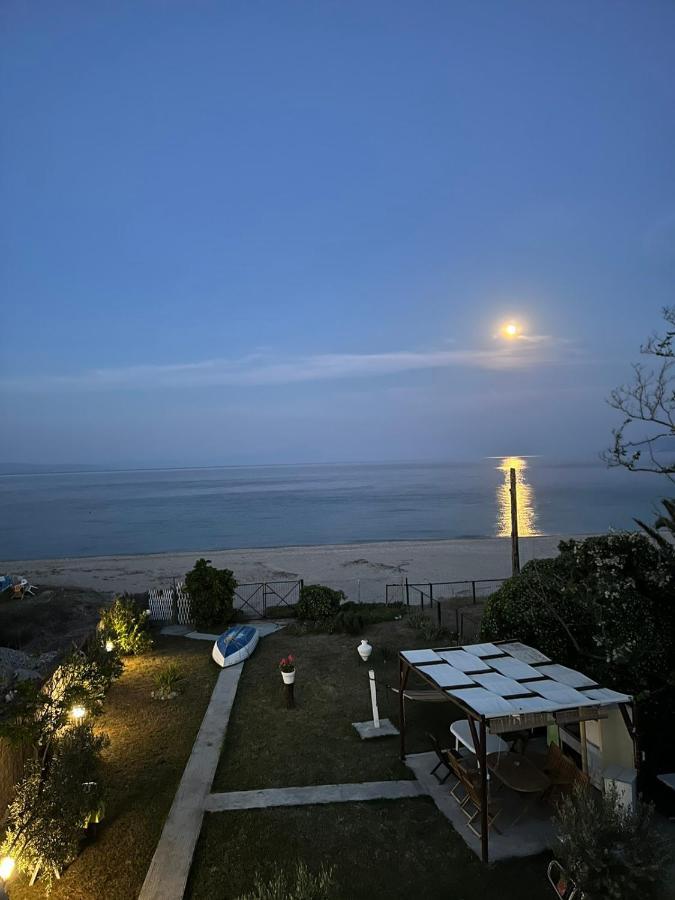 Lia'S Beach House Agios Nikolaos  Esterno foto