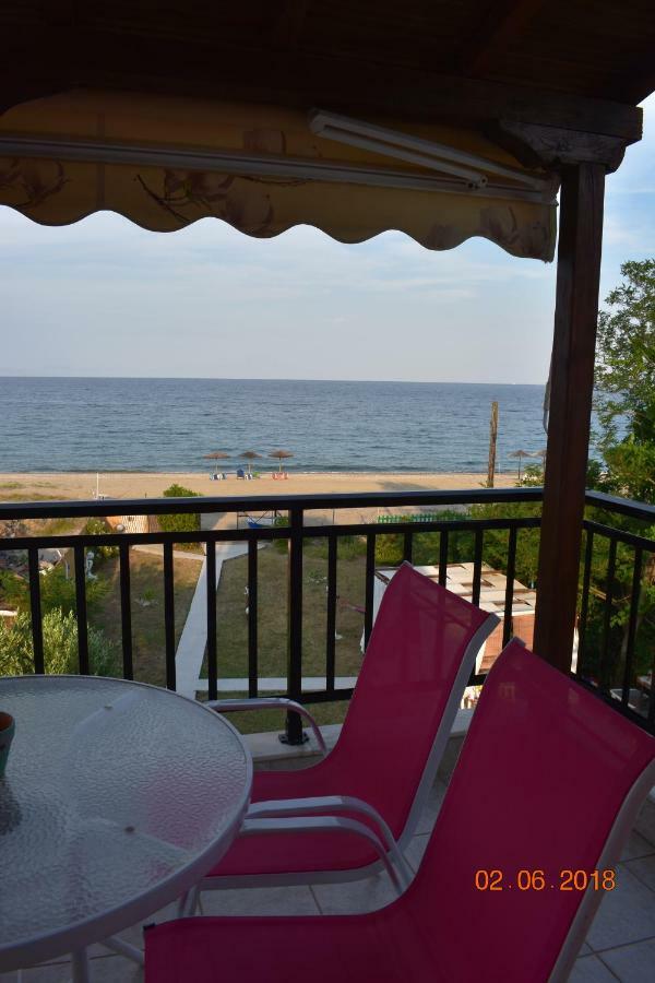 Lia'S Beach House Agios Nikolaos  Esterno foto