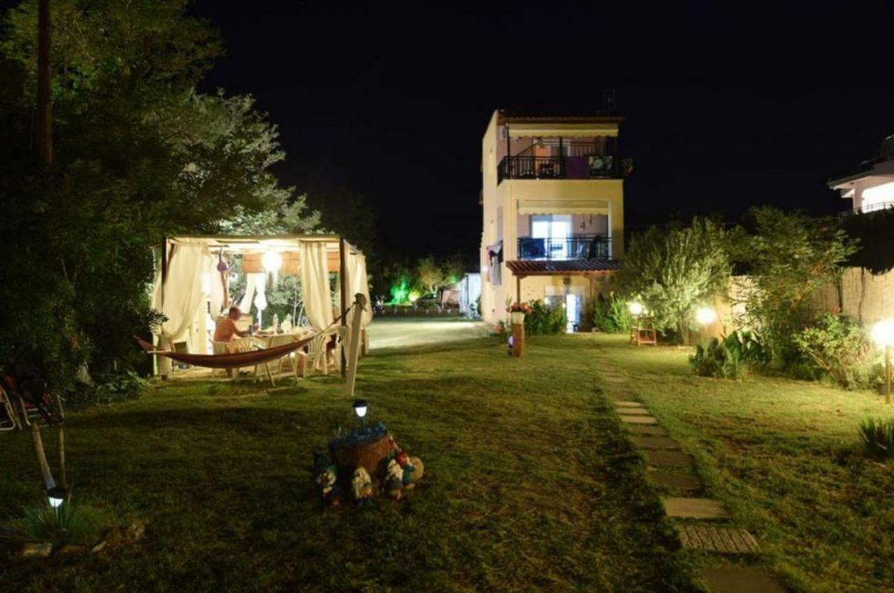 Lia'S Beach House Agios Nikolaos  Esterno foto